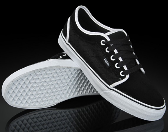 Vans Chukka Low - Black - White