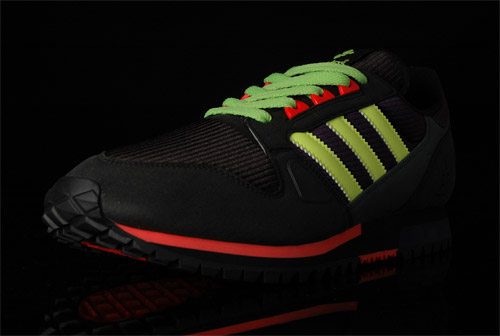 adidas-azx-limiteditions-zx450-2.jpg