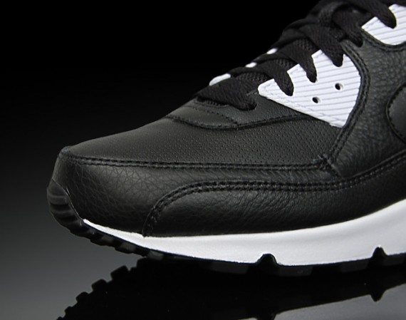 Nike Air Max 90 - Black - White