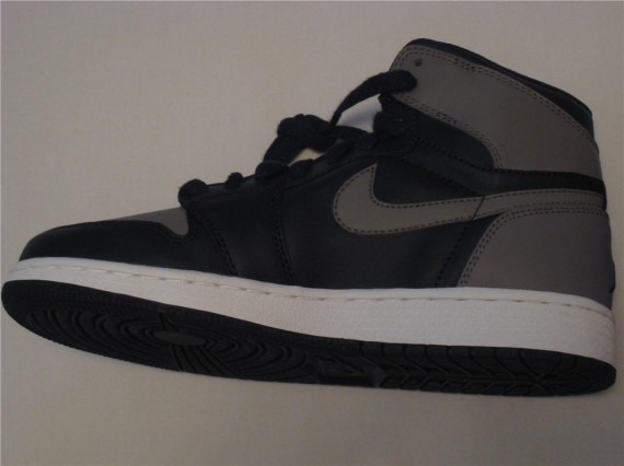 Air Jordan 1 (GS) - Black - Soft Grey - White