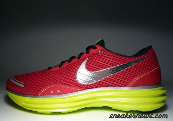 Nike Lunar Trainer+ Men’s Running Sneaker