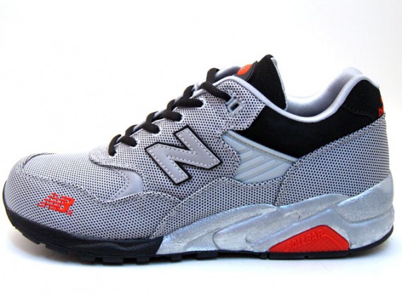 New Balance MT580J - Luggage Collection