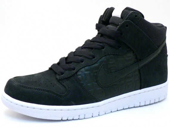 Nike Dunk High Premium – Black/White “08”