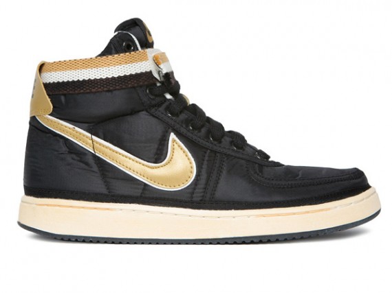 Nike Vandal Vintage – Black/Gold