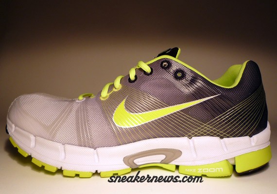 Nike Zoom Victory+ - Black - Volt - White