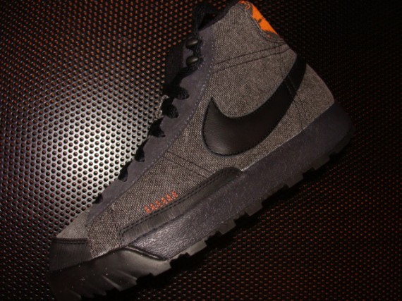 Nike Air Blazer ACG Mid - Anthracite-Black-Solar Orange