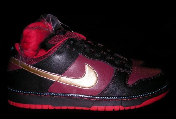 Nike Dunk Low Pro SB – Black – Red Earth – Metallic Gold