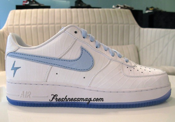 Nike 1World Air Force 1 – LaDainian Tomlinson (LT)