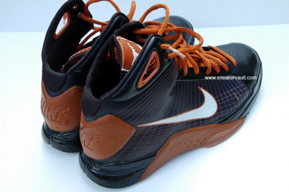 Nike Hyperdunk - Texas Longhorn PE