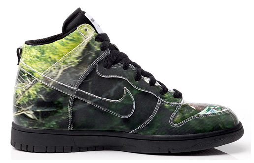 Nike Dunk High - “Beautiful Losers” Collection