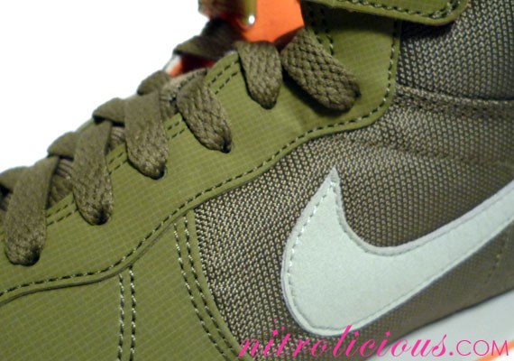 Nike WMNS Aerofit High - Scenery Green - Mandarin