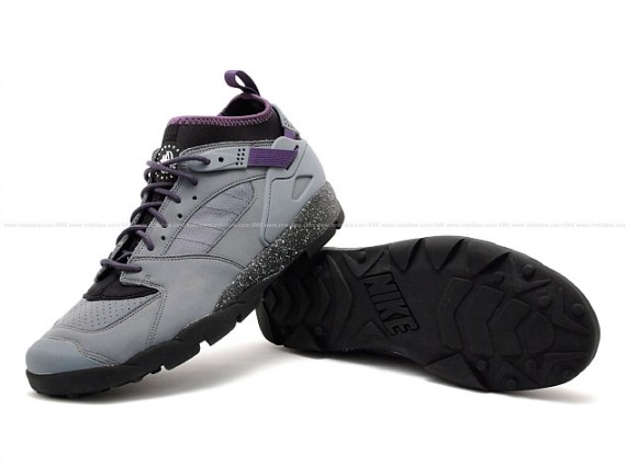 Nike ACG Air Revaderchi - Flint Grey - Abyss