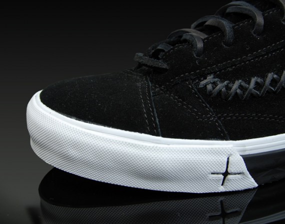 Vans x Taka Hayashi - No Skool 2 Mid Vulc