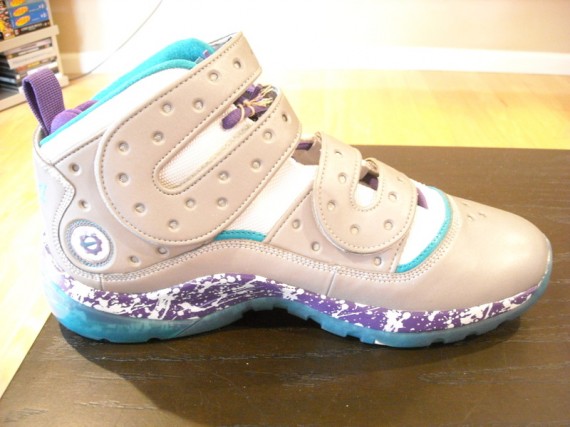 Nike Sharkley - 701 - Grey - Teal - Purple