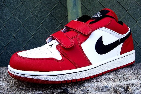 Air Jordan 1 Low Velcro - White - Black - Varsity Red