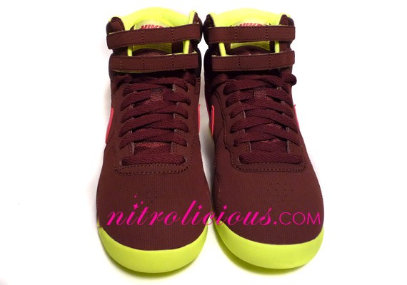 Nike WMNS Aerofit High - Brown Stone - Volt