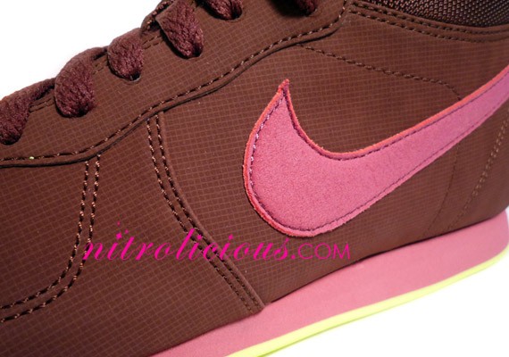 Nike WMNS Aerofit High - Brown Stone - Volt