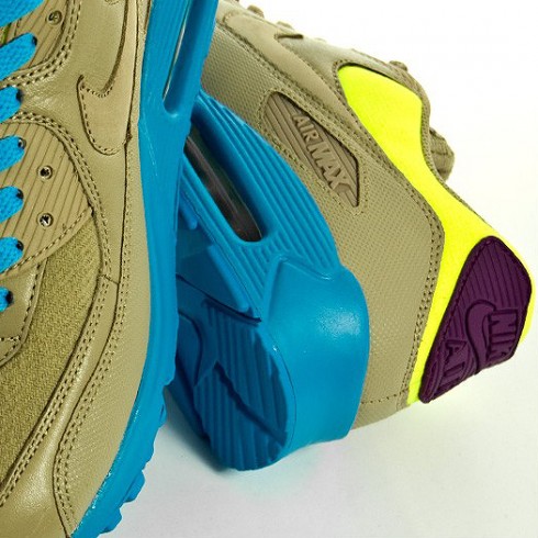 nike-am90-acg-shagmeister-gol-03.jpg