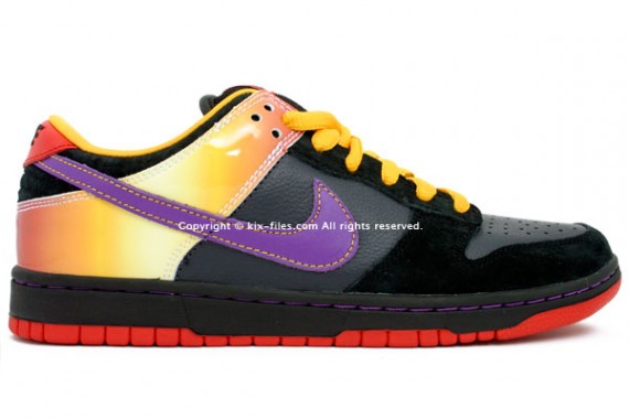 Nike Dunk Low SB - Guns & Roses - Appetite for Destruction