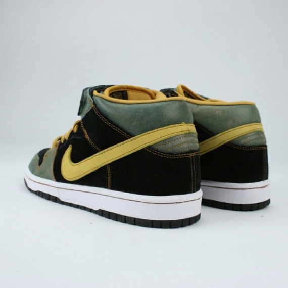 Nike Dunk Mid Premium SB - Asbury Casino - Island Teal - Mineral Yellow