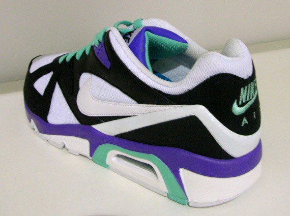 Nike Air Structure Triax 91 - April 2009