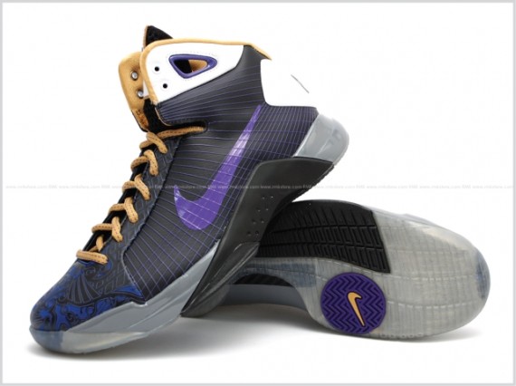 Nike Hyperdunk Supreme - Kobe Bryant - Making History