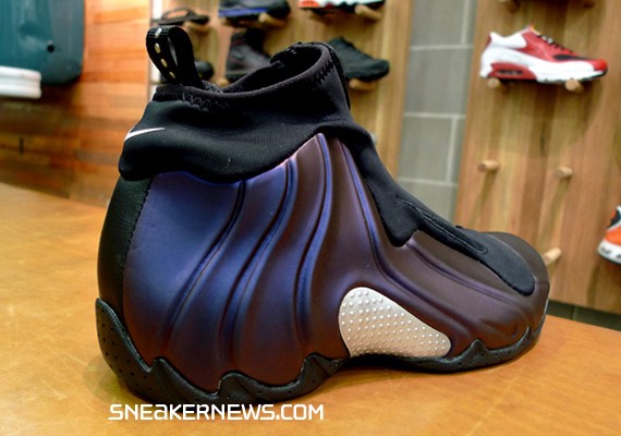 Nike Air Flightposite 1 - Metallic Purple - Eggplant