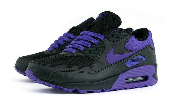 Nike WMNS Air Max 90 - Black - Varsity Purple