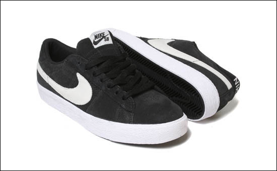 Nike SB Black and White Blazer Low Quickstrike