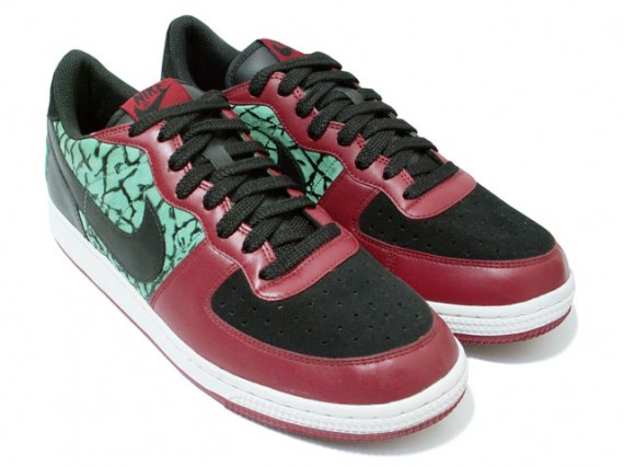 Nike Terminator Low Premium - Black - Red - Green