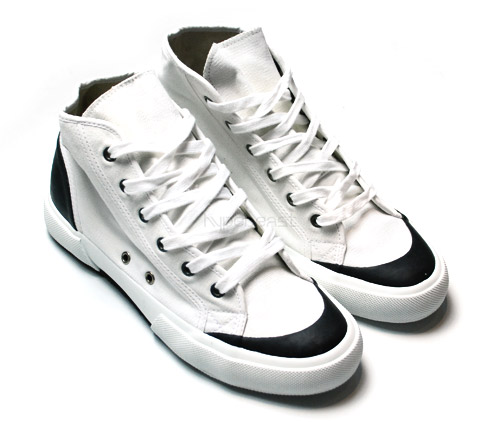 coming-soon-2008-fall-winter-footwear-02.jpg