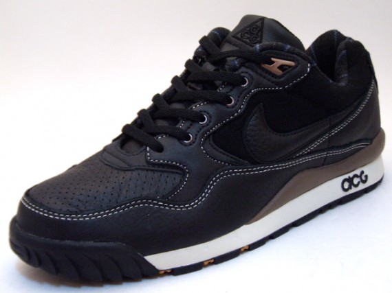 Nike Air Wildwood Supreme – Black – White