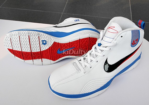 Nike Kd1 White Blue Red 1