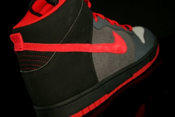 Nike Dunk High - Medium Gray - Vasrity Red - Black