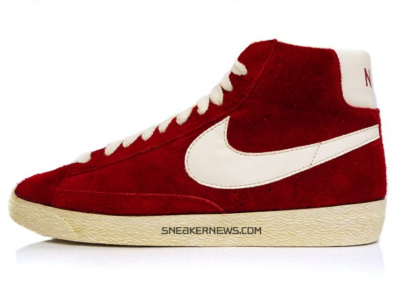 Nike Blazer VNTG (Vintage) - Varsity Red - White