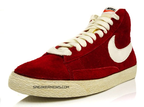 Nike Blazer VNTG (Vintage) - Varsity Red - White