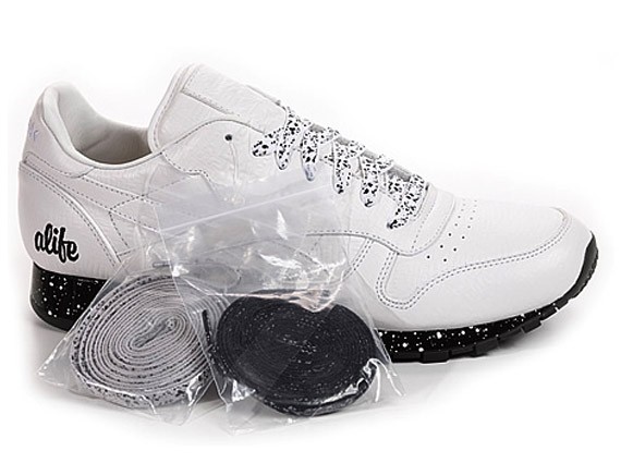 alife-reebok-embossed-leather-02.jpg