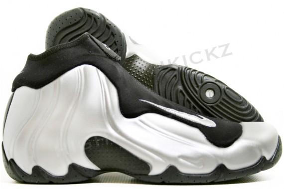 Nike Air Flightposite – Metallic Silver @ Nikestore