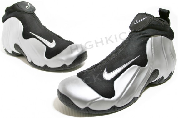 Nike Air Flightposite - Metallic Silver @ Nikestore