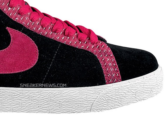 Nike WMNS Blazer Mid - Black - Magenta