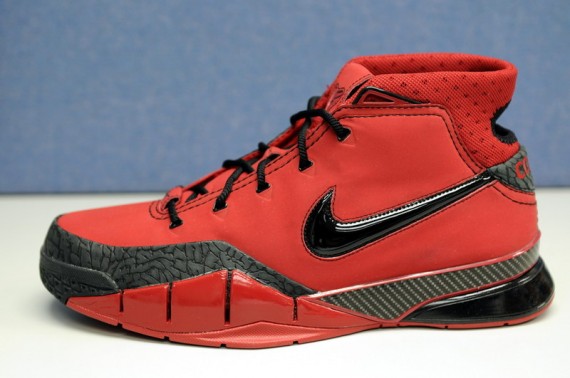 Nike Zoom Kobe 1 – Westchester Comets PE