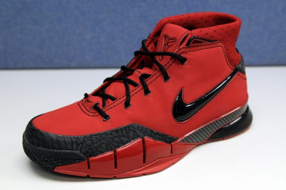 Nike Zoom Kobe 1 Westchester Comets 15