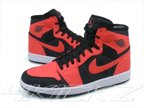 Air Jordan 1 High Retro - Black - Max Orange - White