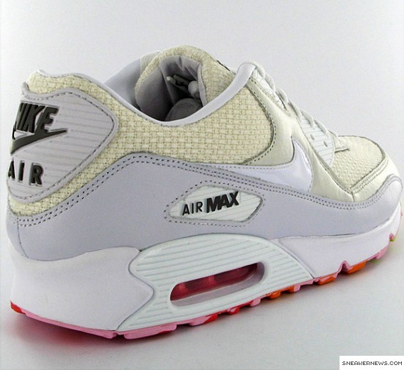 air-max-90-ivory-pink-02.jpg