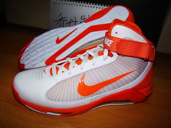 hypermax-white-orange-1.jpg