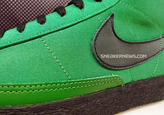 nike-blazer-high-green-satin-04.jpg