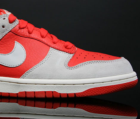 nike-dunk-low-grey-orange-031.jpg