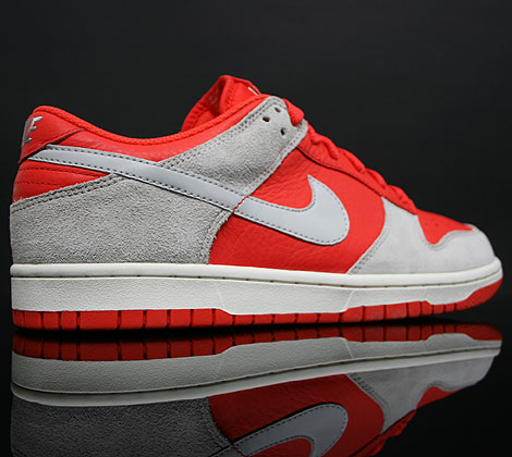 nike-dunk-low-grey-orange-051.jpg