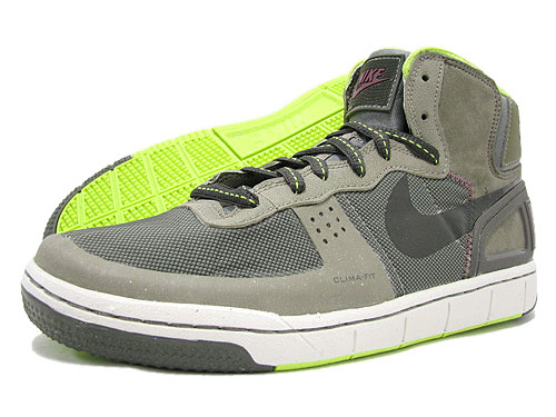 Nike Terminator Hybrid – Olive – Newsprint