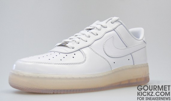 Wht/Wht AF1 Premium ‘08 Quickstrike